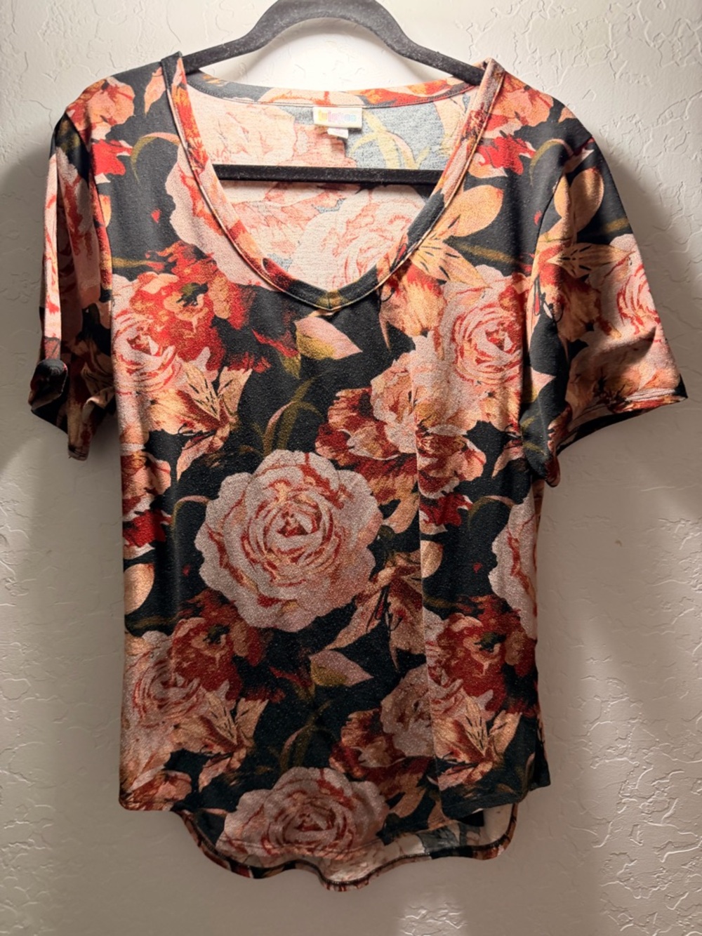 LuLaRoe Black Floral Scoop Neck Tee with Peach Blooms